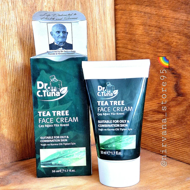 کرم آبرسان پوست چرب Tea Tree دکتر سی تونا